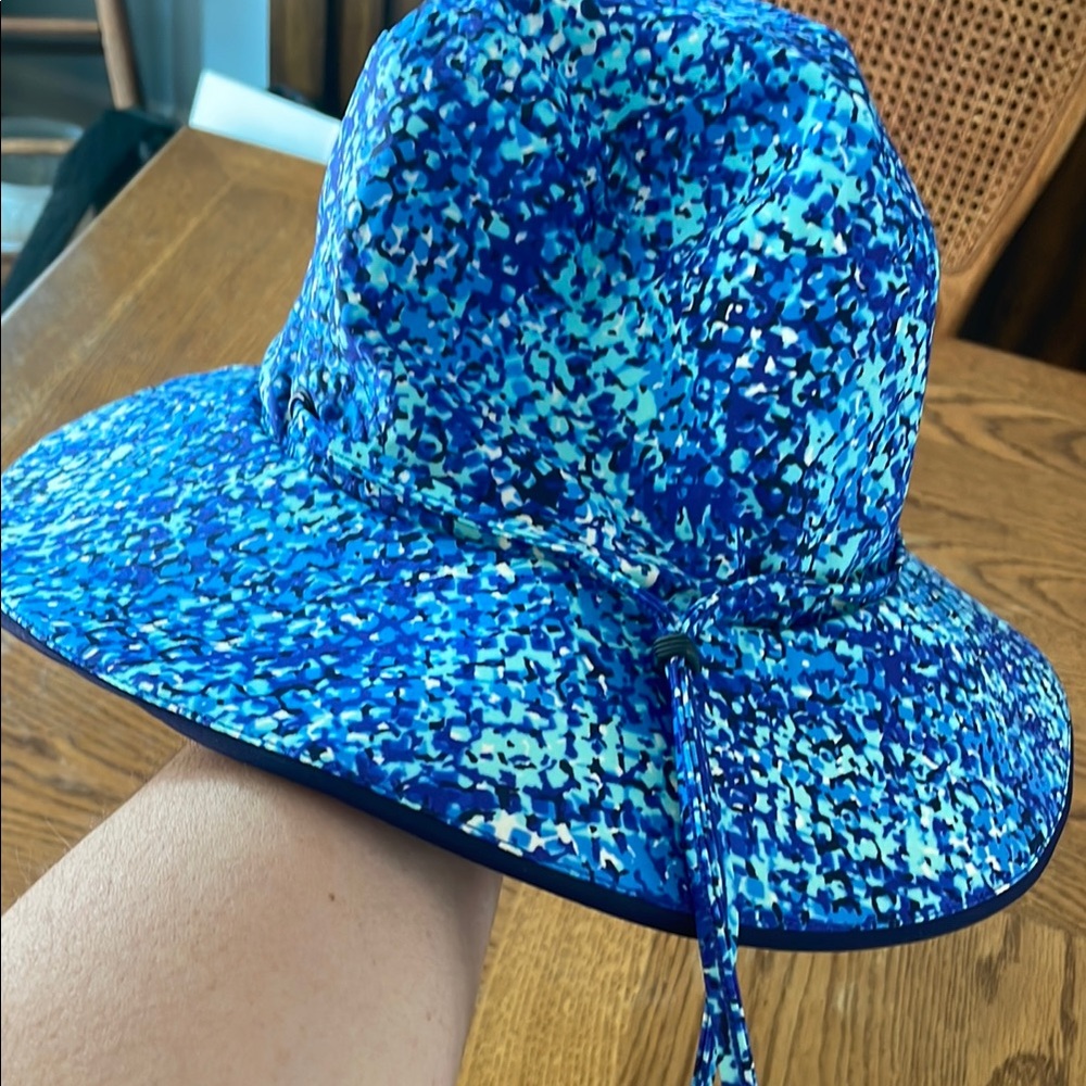 L. L. Bean Reversible Beach Pool Hat One Size Fits Most Navy Swim